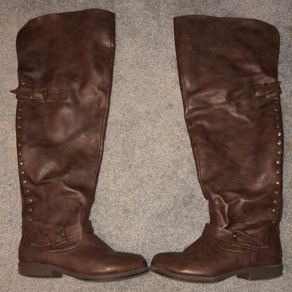 Journee Collection Size 7.5 Over the Knee Boots